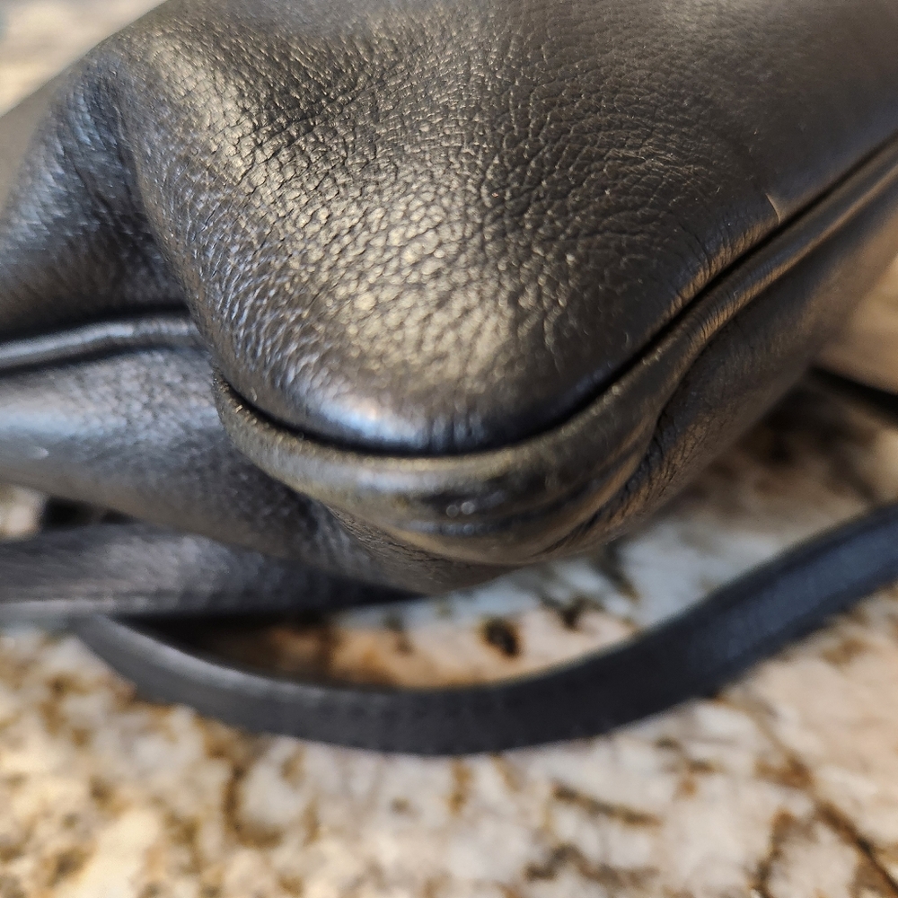 KATE SPADE Purse, Primrose Hill Arica Black Leather Bow Crossbody Bag, EUC READ - Picture 6 of 12